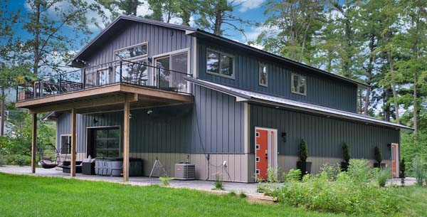 Project of the Month : Post-Frame Residence