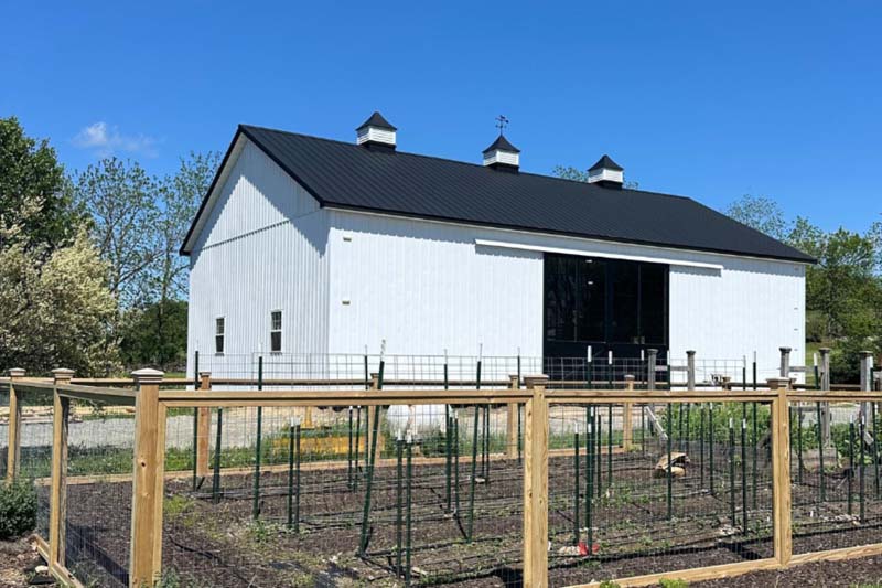 Custom Farmhouse-Style Pole Barn Blends Classic Design with Modern Function